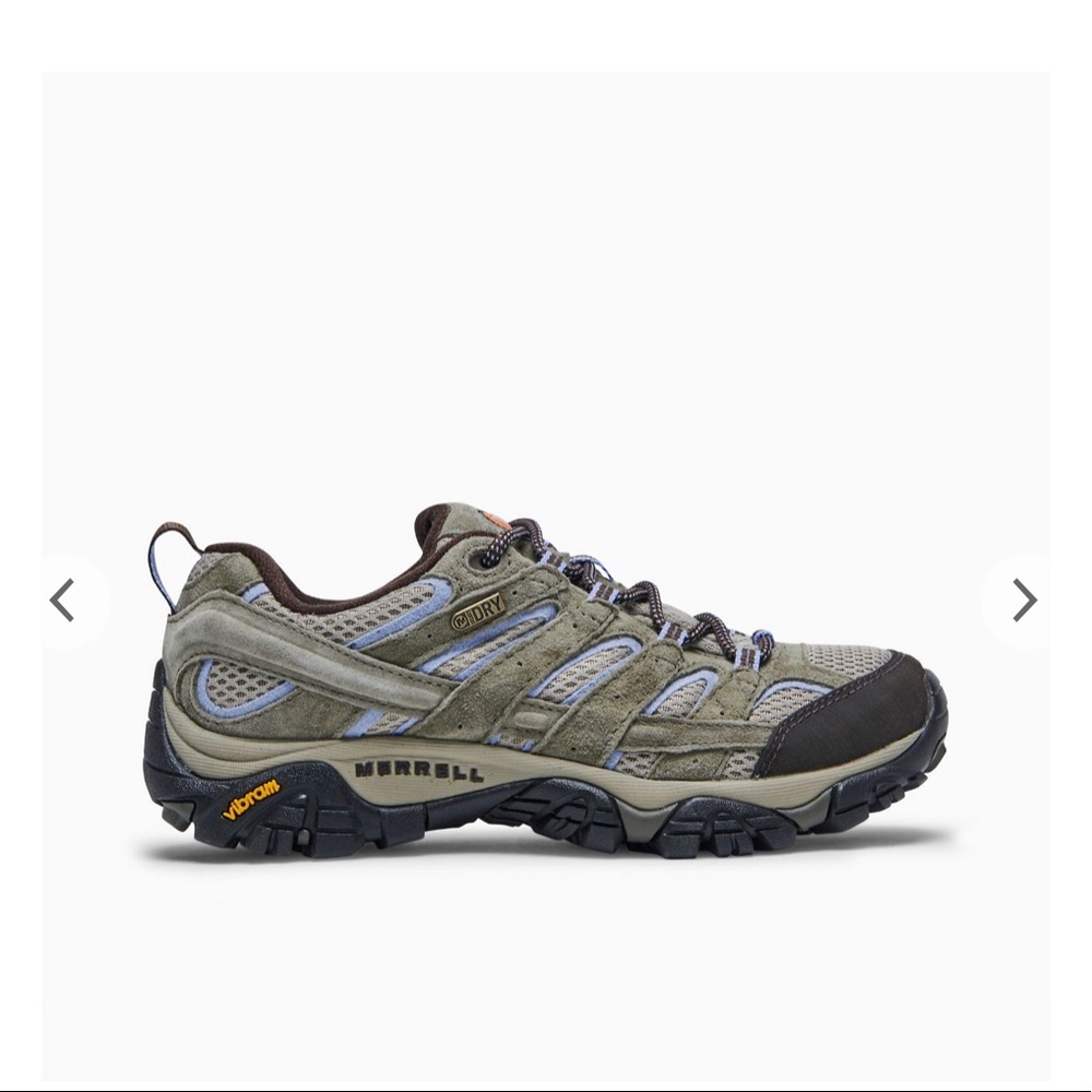 Like new- Women's Moab 2 Waterproof in dusty olive